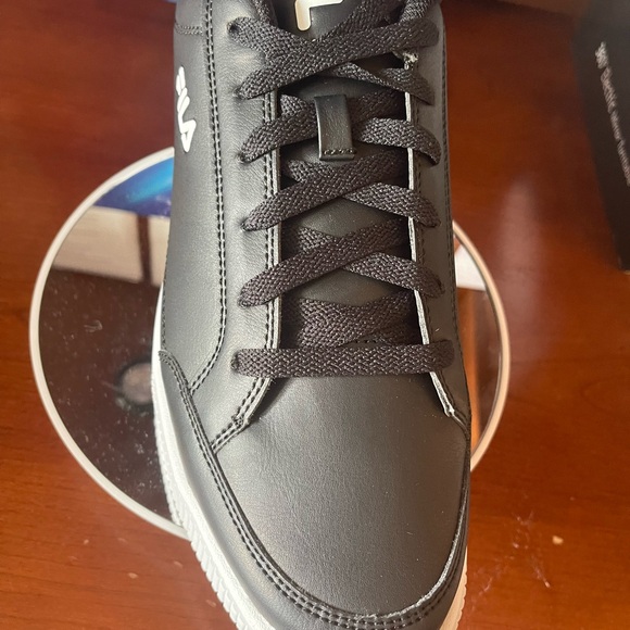 Fila NWT - Picture 3 of 6